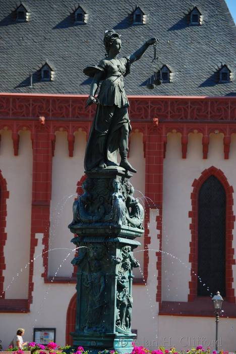 Fountain in the Römerberg