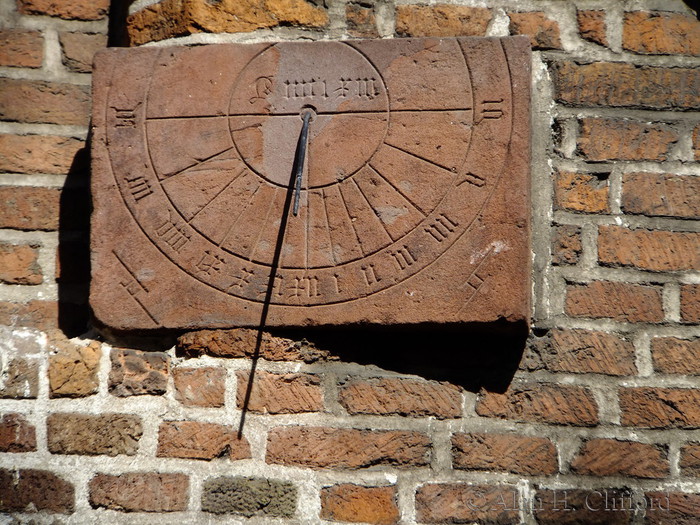 Sundial, 1463